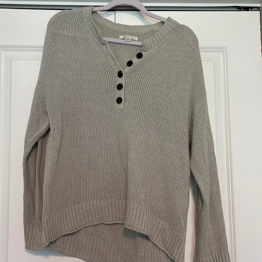 American Eagle sweater